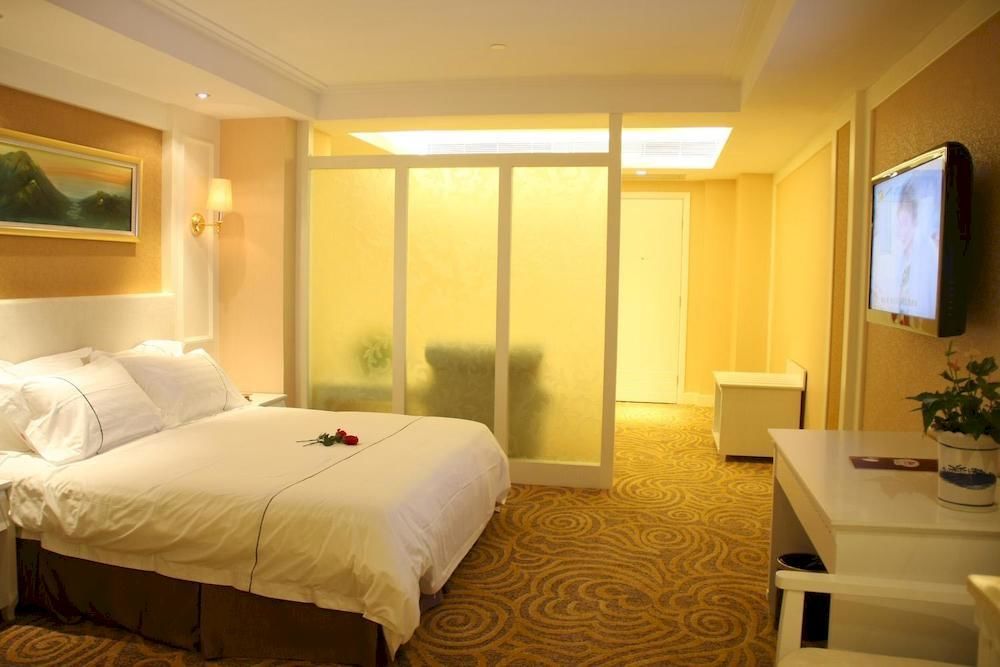 Huizhou Jinhuayue International Hotel Экстерьер фото