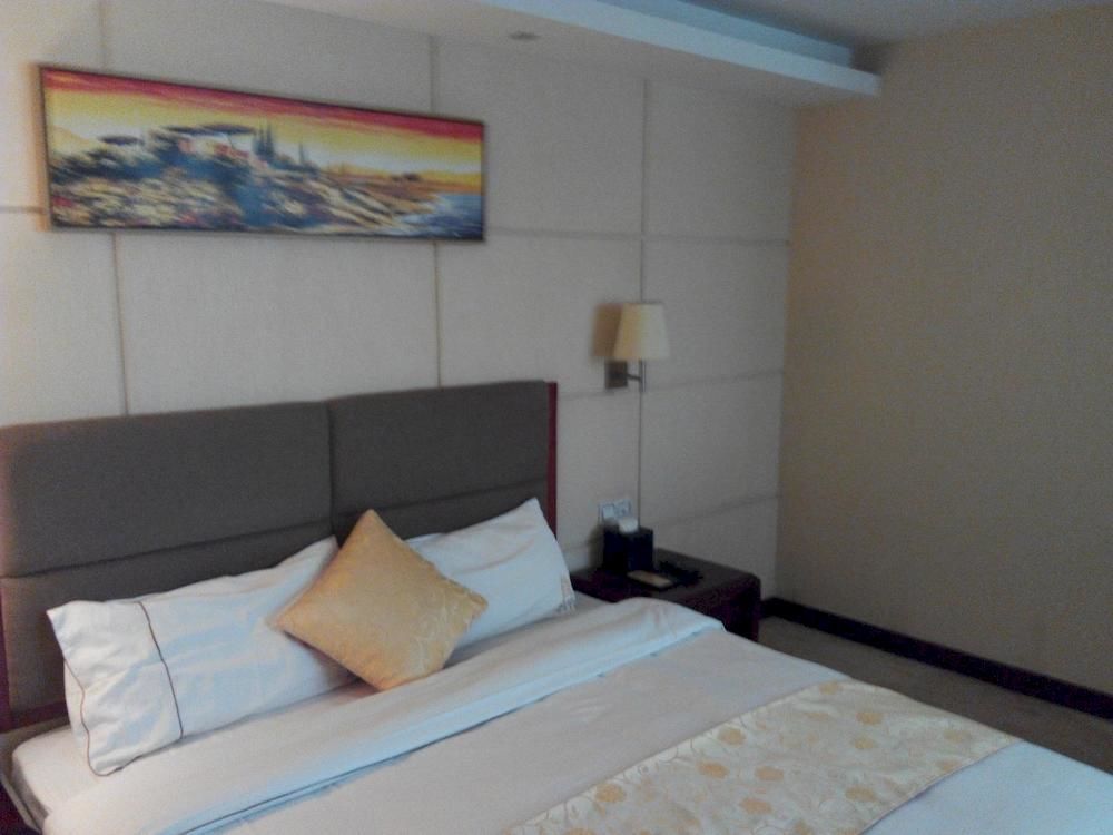 Huizhou Jinhuayue International Hotel Экстерьер фото
