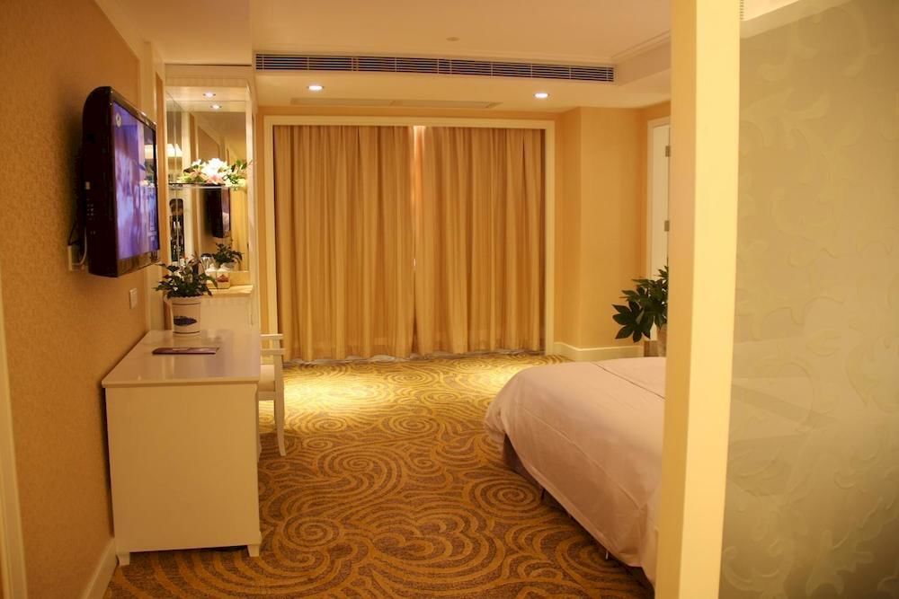 Huizhou Jinhuayue International Hotel Экстерьер фото