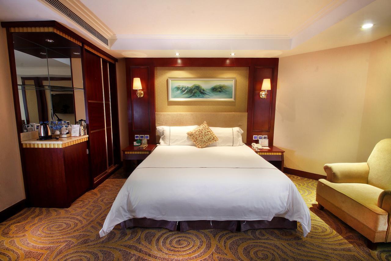 Huizhou Jinhuayue International Hotel Экстерьер фото