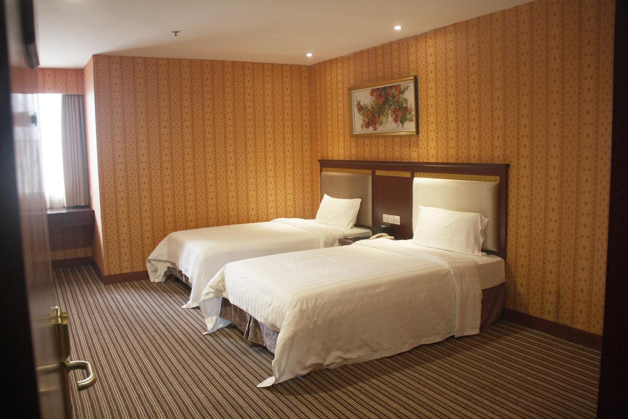Huizhou Jinhuayue International Hotel Экстерьер фото
