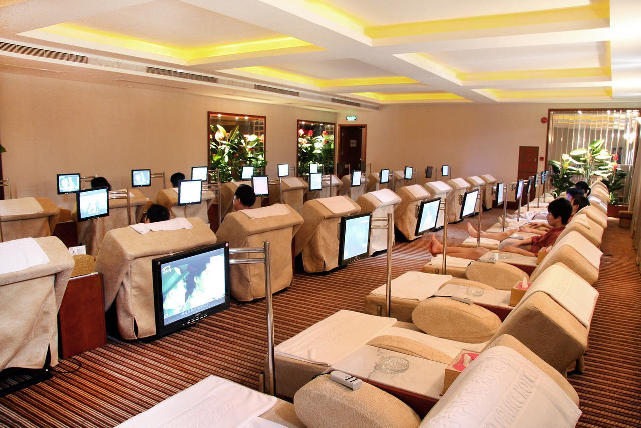 Huizhou Jinhuayue International Hotel Экстерьер фото