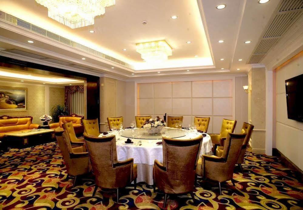 Huizhou Jinhuayue International Hotel Экстерьер фото